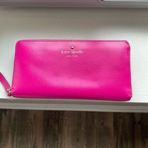 Kate spade pink wallet